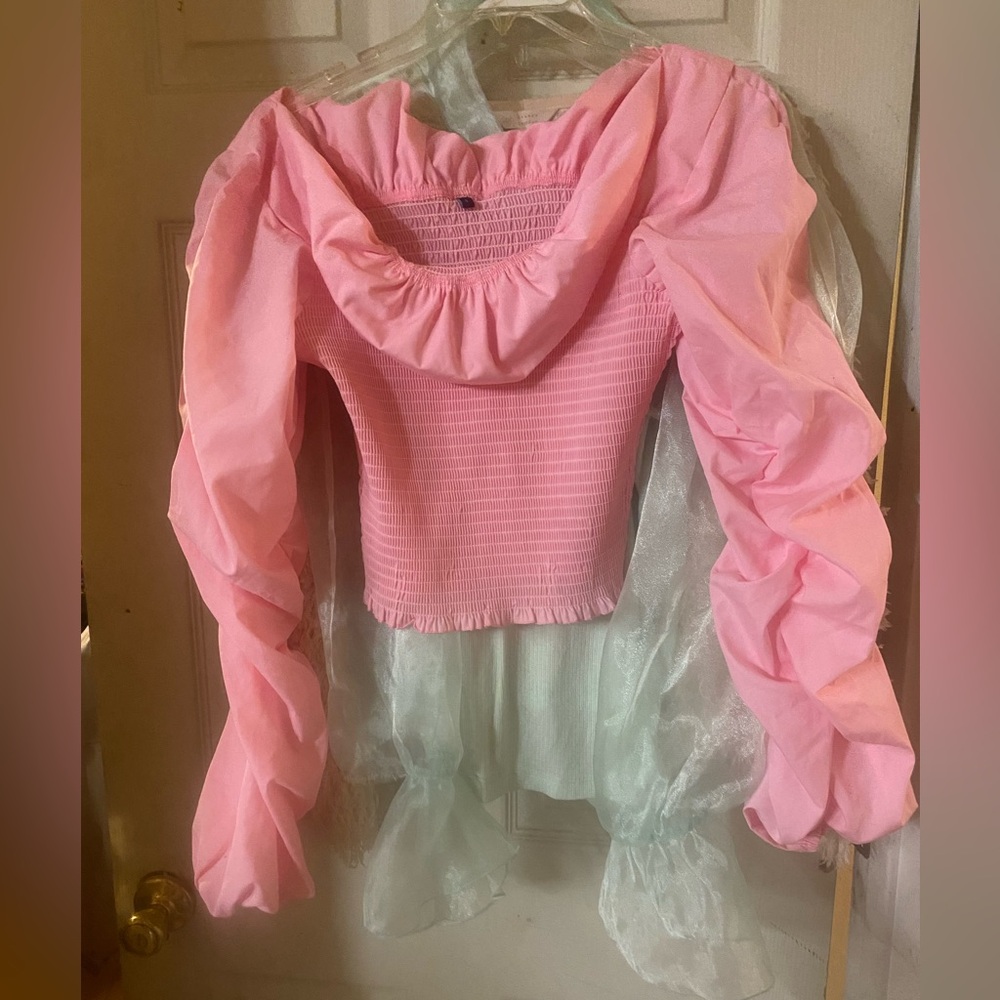 New SHEIN Pink Ruffled Top